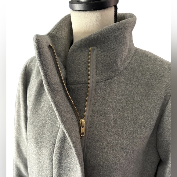 J CREW CITY COAT  Size 10 - Picture 5 of 7
